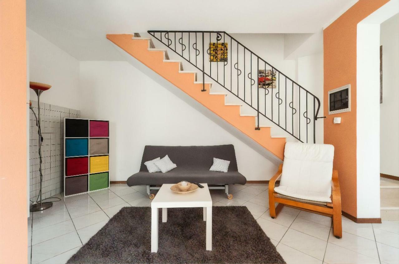 La Casina Gialla Independent House - Near The Walls Лука Екстериор снимка